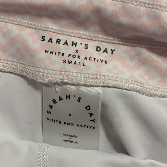 Sarah’s day white fox leggings - Picture 2 of 2